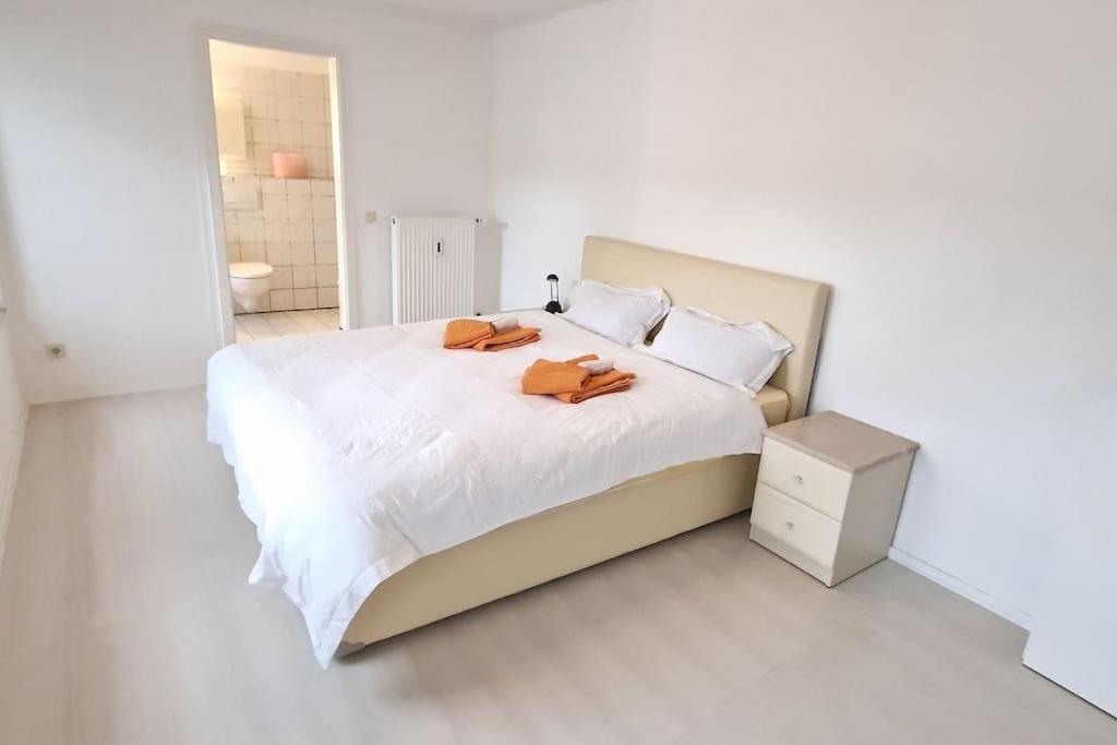 Luna City-Apartment 80Qm 2 Zimmer 2 Baeder 20Km Messe Airport Крефельд Екстер'єр фото